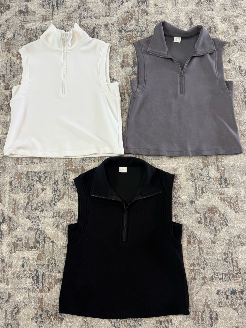 Skies Are Blue Sleeveless Half-Zip Polo Top Bundle - Small